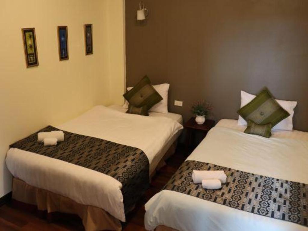 Phonethip Plaza Hotel Vientiane Bagian luar foto