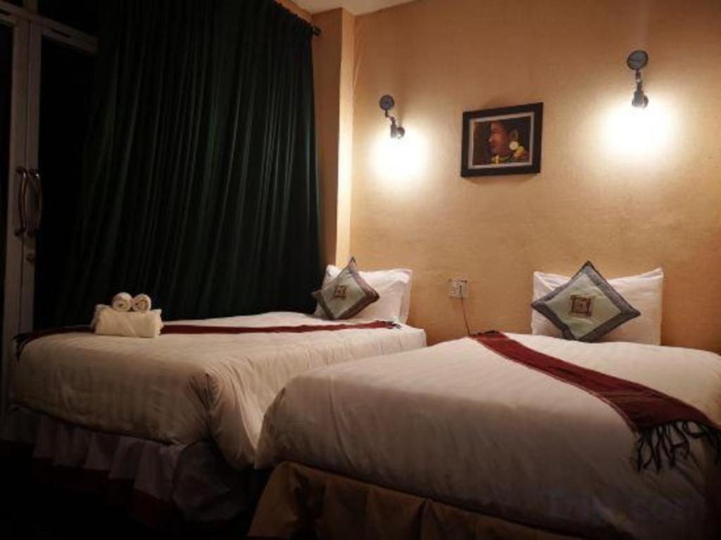 Phonethip Plaza Hotel Vientiane Bagian luar foto