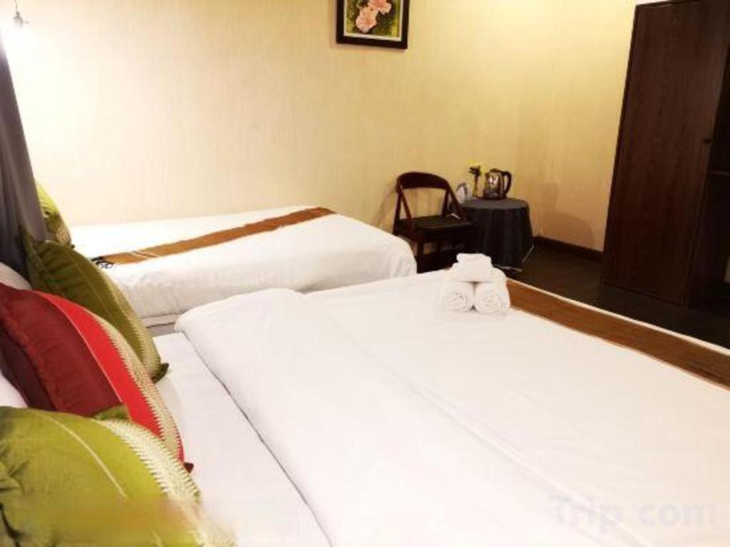 Phonethip Plaza Hotel Vientiane Bagian luar foto