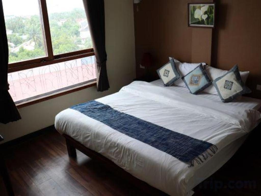 Phonethip Plaza Hotel Vientiane Bagian luar foto