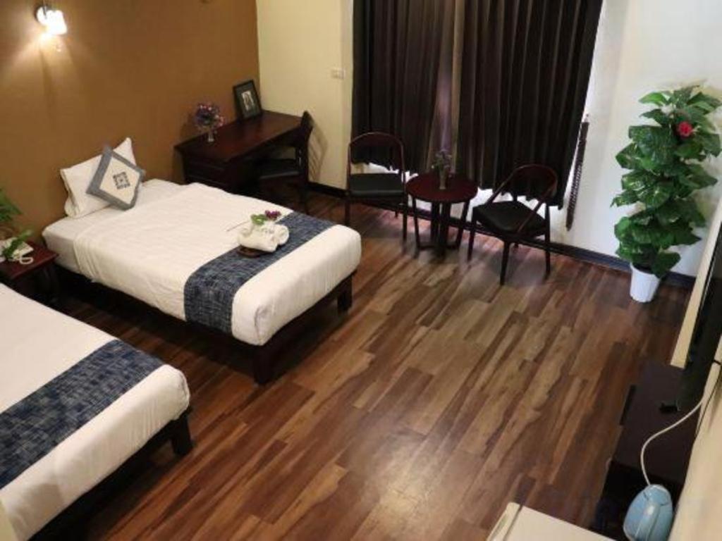 Phonethip Plaza Hotel Vientiane Bagian luar foto