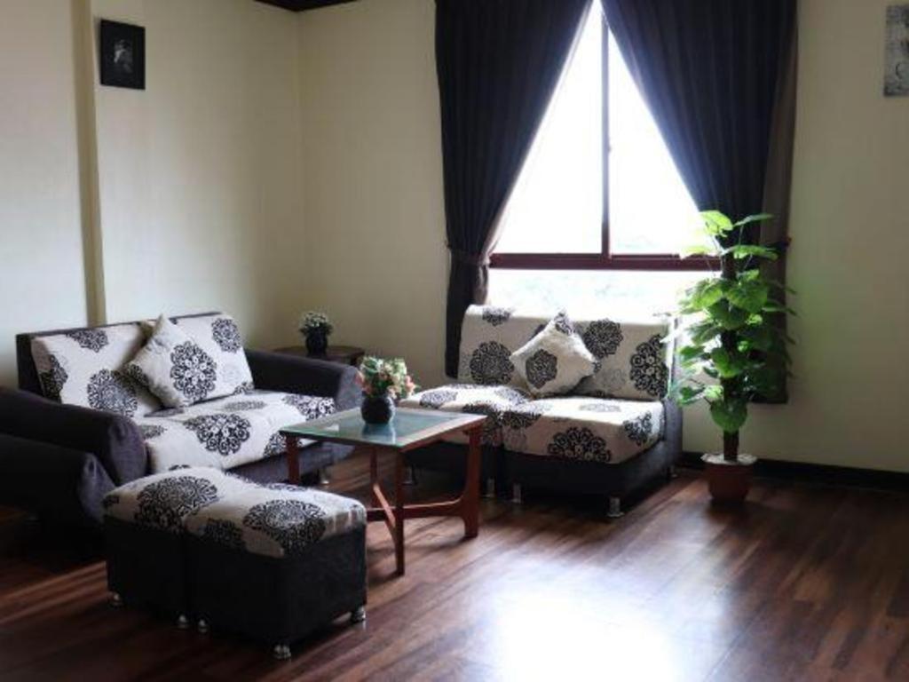 Phonethip Plaza Hotel Vientiane Bagian luar foto