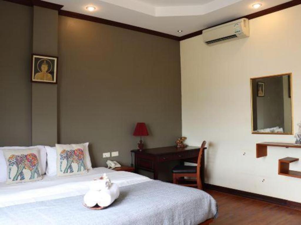 Phonethip Plaza Hotel Vientiane Bagian luar foto