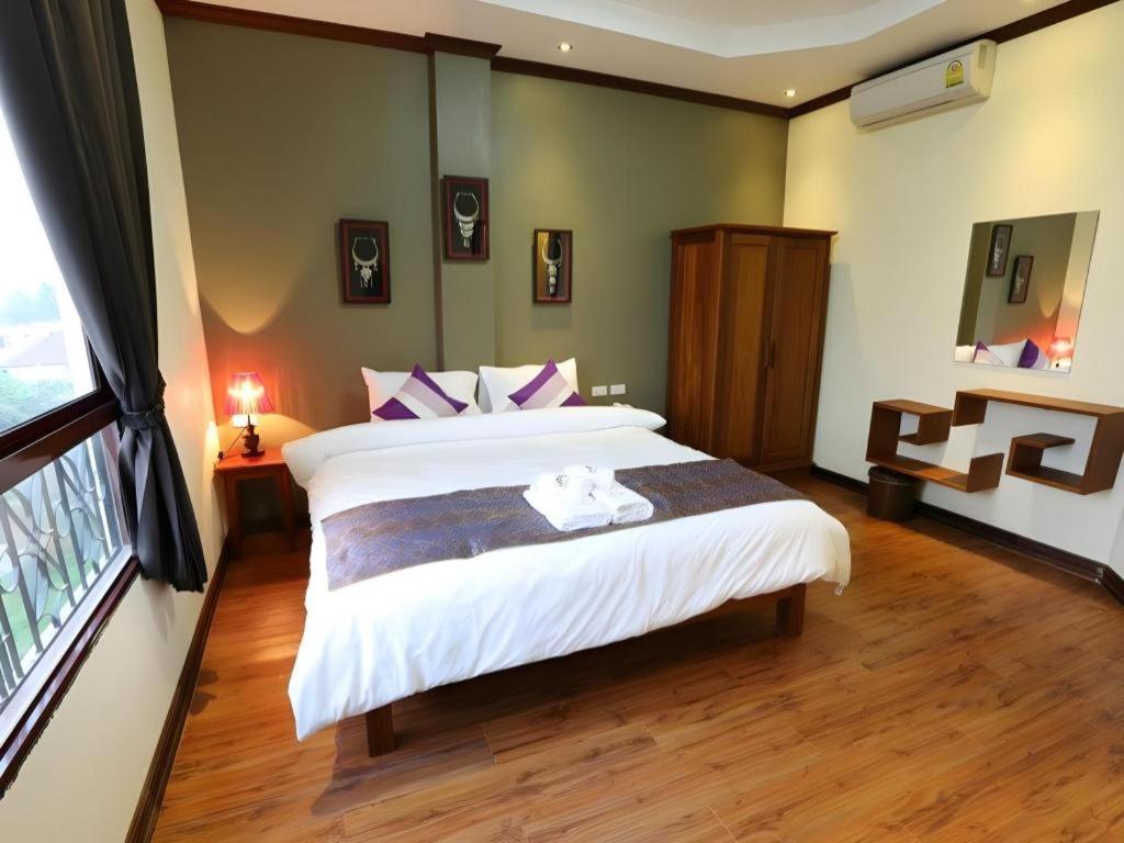 Phonethip Plaza Hotel Vientiane Bagian luar foto