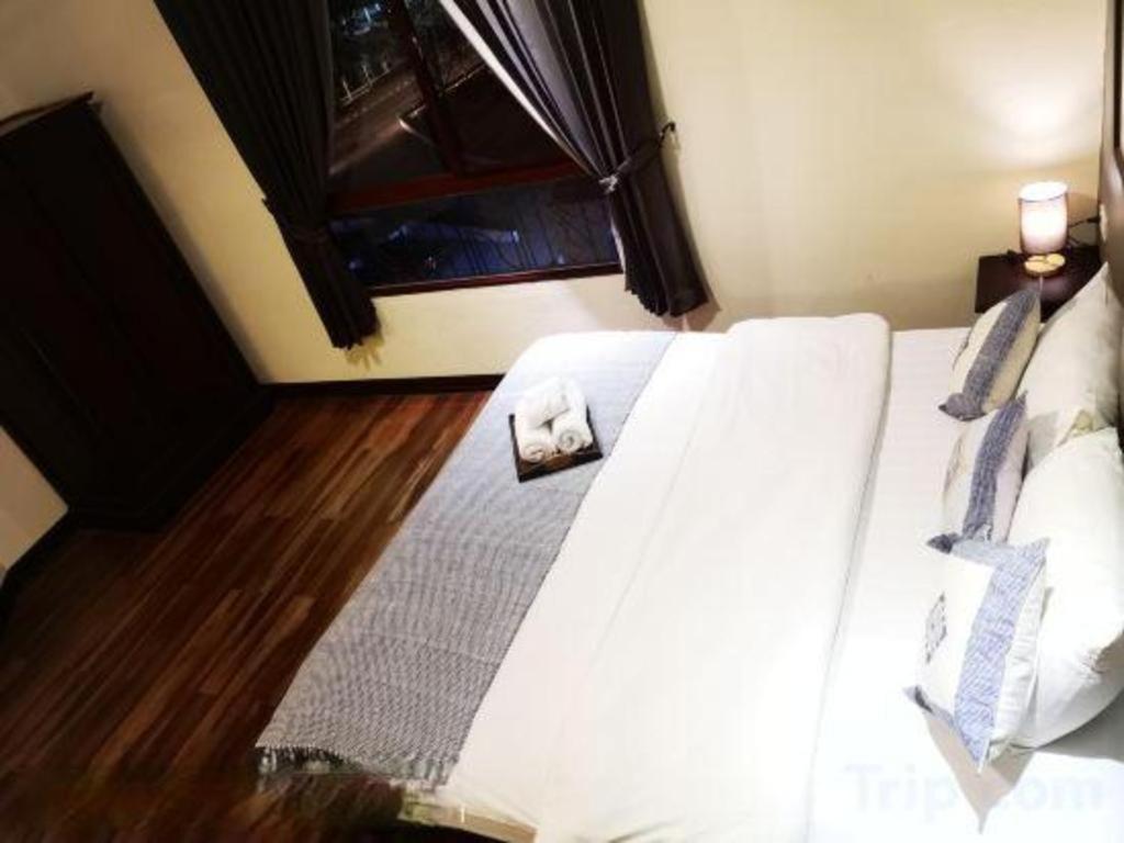 Phonethip Plaza Hotel Vientiane Bagian luar foto