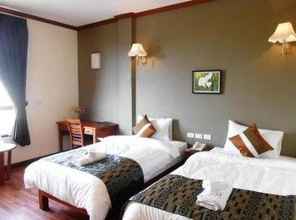 Phonethip Plaza Hotel Vientiane Bagian luar foto