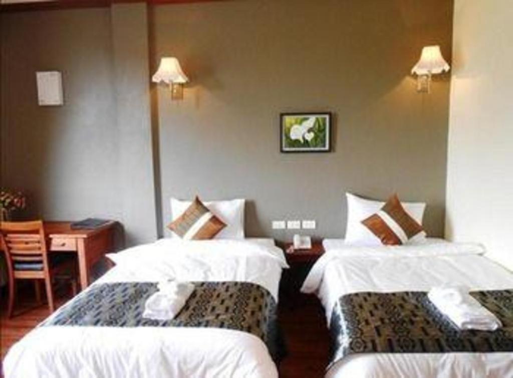 Phonethip Plaza Hotel Vientiane Bagian luar foto