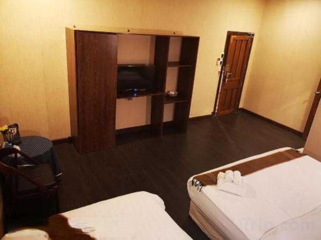 Phonethip Plaza Hotel Vientiane Bagian luar foto